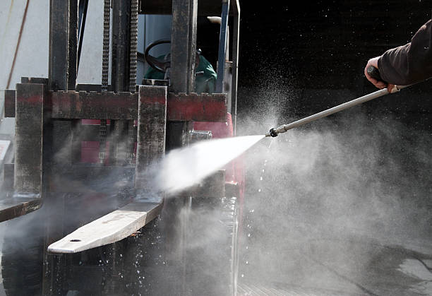 Why Choose Our Certified Pressure Washing Experts for Your Project Needs in Verde Village, AZ?